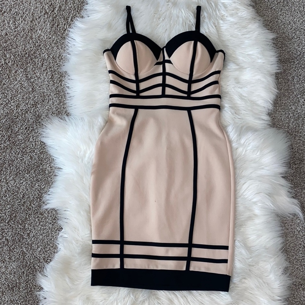 Nude pink